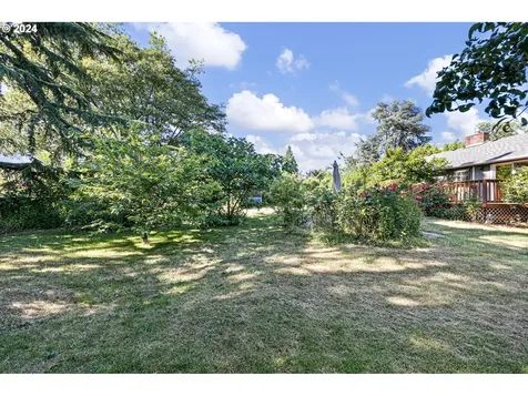 940 Forrester Way Eugene OR 97401