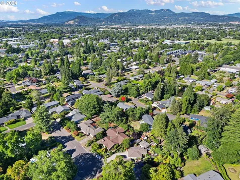 940 Forrester Way Eugene OR 97401