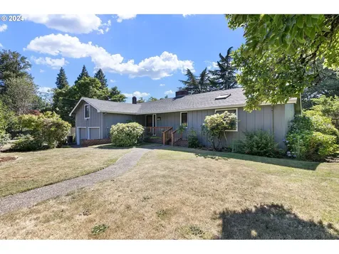 940 Forrester Way Eugene OR 97401