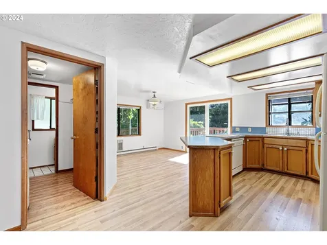 940 Forrester Way Eugene OR 97401