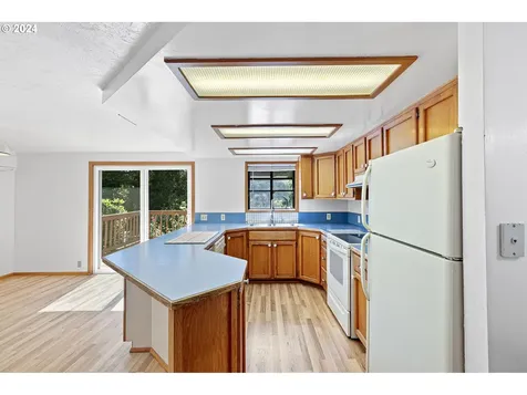 940 Forrester Way Eugene OR 97401