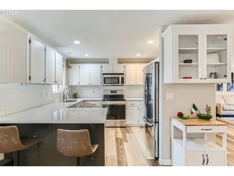 6246 Se Wicker Court Hillsboro OR 97123