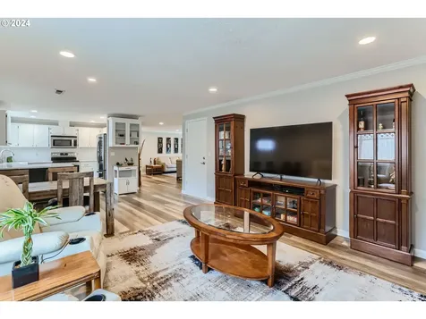 6246 Se Wicker Court Hillsboro OR 97123