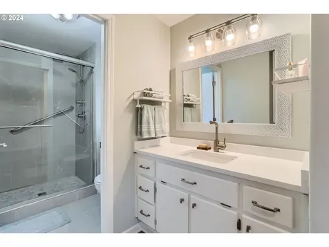 6246 Se Wicker Court Hillsboro OR 97123