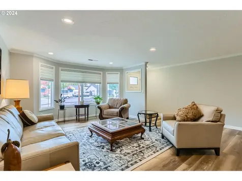 6246 Se Wicker Court Hillsboro OR 97123