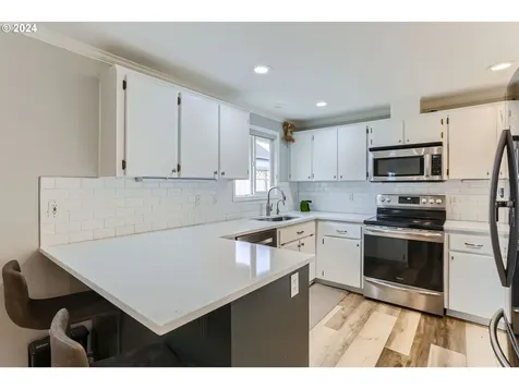 6246 Se Wicker Court Hillsboro OR 97123