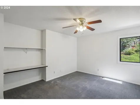 8604 SW 62nd Avenue Portland OR 97219