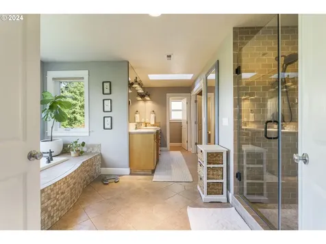 2455 NW Birkendene Street Portland OR 97229