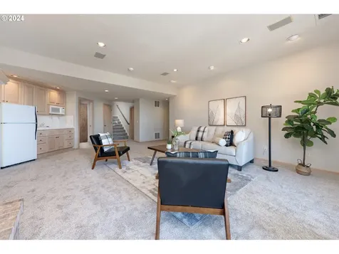 9935 Se City View Drive Happy Valley OR 97086