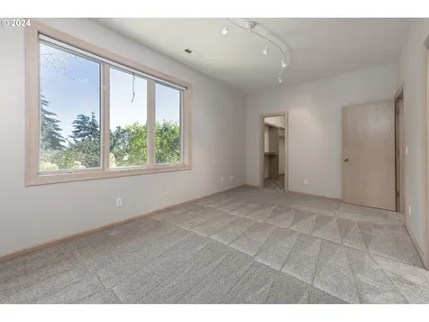 9935 Se City View Drive Happy Valley OR 97086