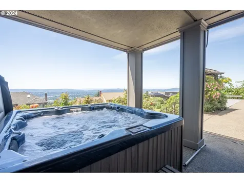 9935 Se City View Drive Happy Valley OR 97086
