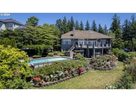 9935 Se City View Drive Happy Valley OR 97086