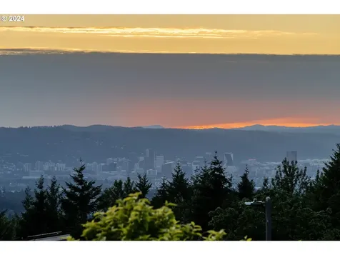 9935 Se City View Drive Happy Valley OR 97086