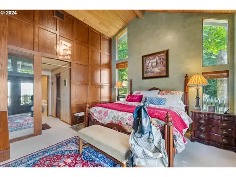 785 N 4th Court Coos Bay OR 97420