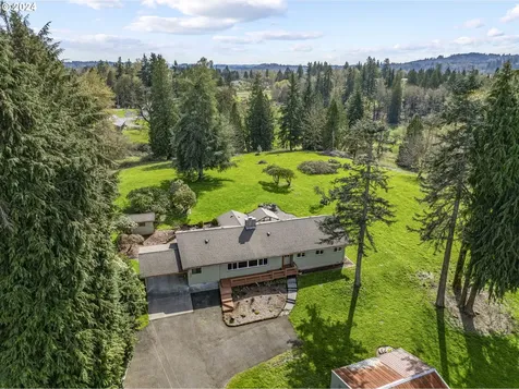 171 Nob Lane Kelso WA 98626