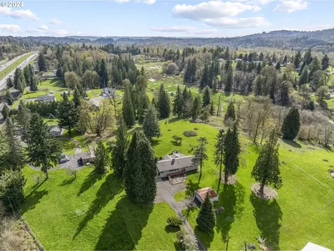 171 Nob Lane Kelso WA 98626