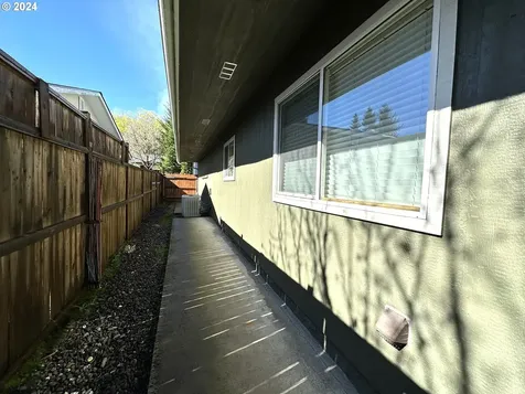 767 SE Ramp Street Roseburg OR 97470