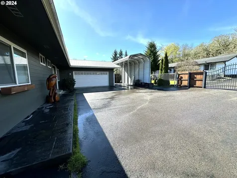 767 SE Ramp Street Roseburg OR 97470