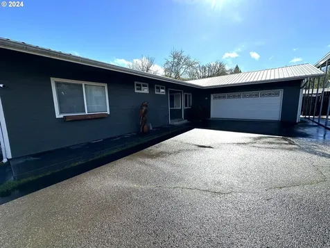 767 SE Ramp Street Roseburg OR 97470