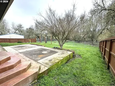 767 SE Ramp Street Roseburg OR 97470
