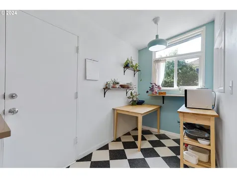 4915 Se 74th Avenue Portland OR 97206