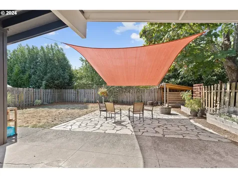 4915 Se 74th Avenue Portland OR 97206