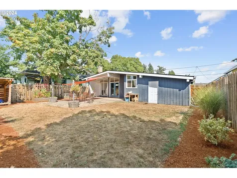 4915 Se 74th Avenue Portland OR 97206
