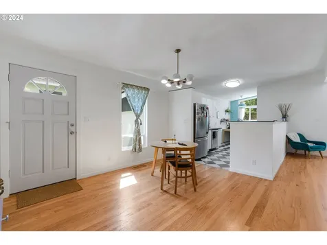 4915 Se 74th Avenue Portland OR 97206