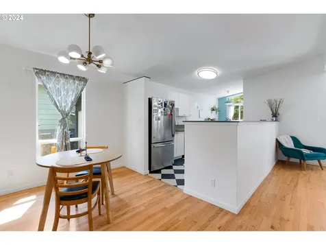 4915 Se 74th Avenue Portland OR 97206
