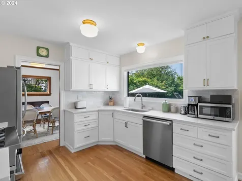3103 Ne 37th Avenue Portland OR 97212