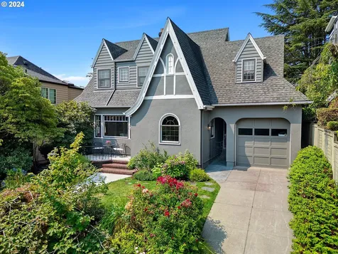 3103 Ne 37th Avenue Portland OR 97212