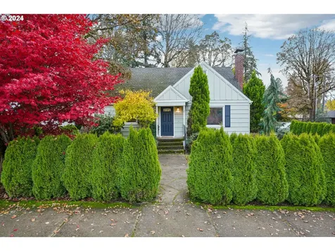8414 SW Pine Street Portland OR 97223