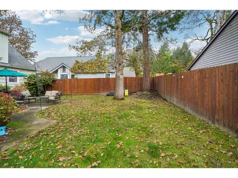 8414 SW Pine Street Portland OR 97223