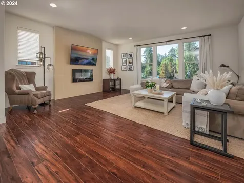 1938 Sw 144th Avenue Beaverton OR 97005