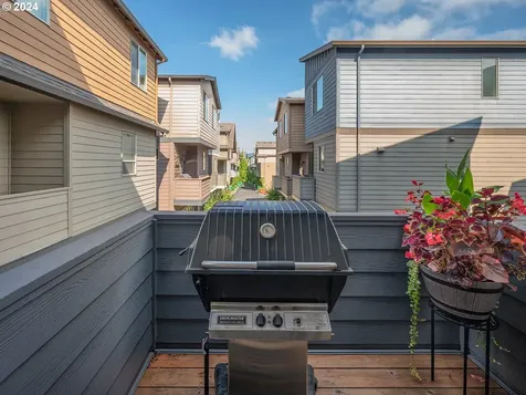 1938 Sw 144th Avenue Beaverton OR 97005