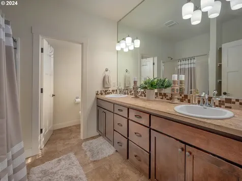 1938 Sw 144th Avenue Beaverton OR 97005