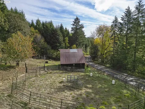 20150 NW Panther Creek Road Carlton OR 97111