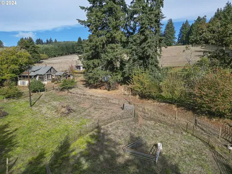 20150 NW Panther Creek Road Carlton OR 97111
