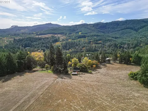 20150 NW Panther Creek Road Carlton OR 97111