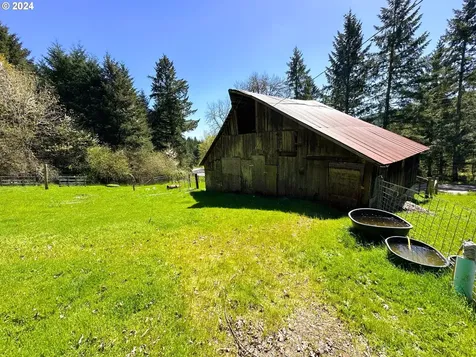 20150 NW Panther Creek Road Carlton OR 97111