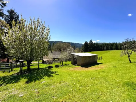20150 NW Panther Creek Road Carlton OR 97111