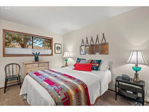 1210 Ne 137th Avenue Portland OR 97230