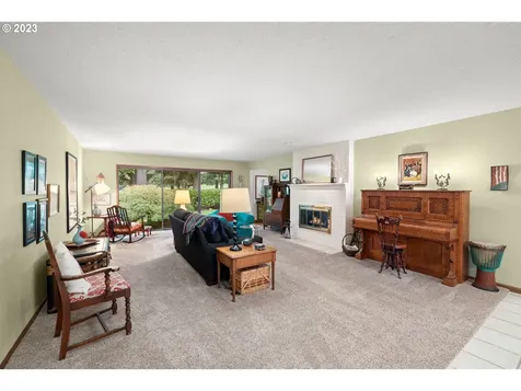 1210 Ne 137th Avenue Portland OR 97230