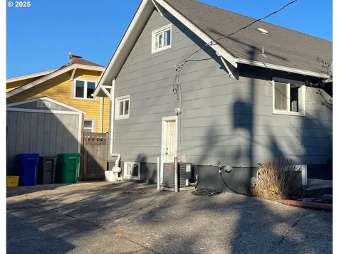 1035 NE Killingsworth Street Portland OR 97211