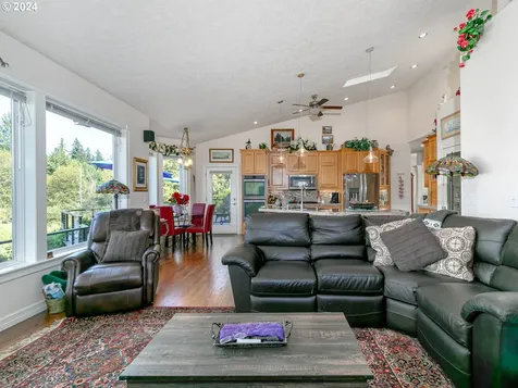 16356 SE Widgeon Court Damascus OR 97089
