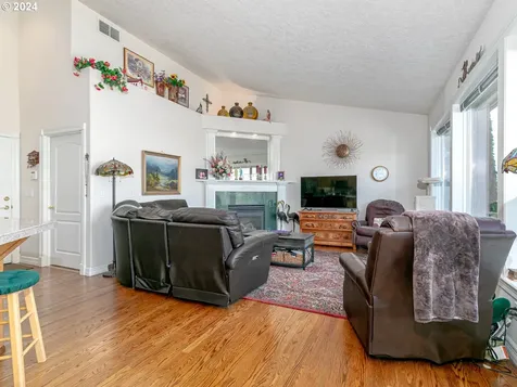16356 SE Widgeon Court Damascus OR 97089