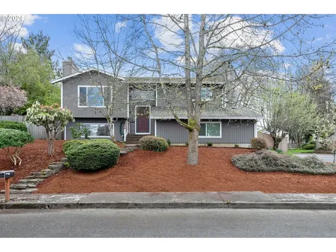 51988 SW 4th Street Scappoose OR 97056