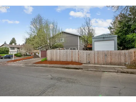 51988 SW 4th Street Scappoose OR 97056