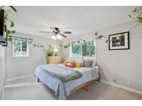51988 SW 4th Street Scappoose OR 97056