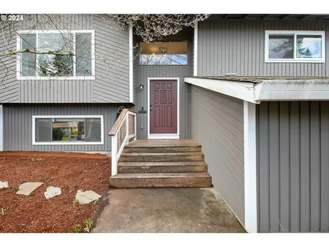 51988 SW 4th Street Scappoose OR 97056